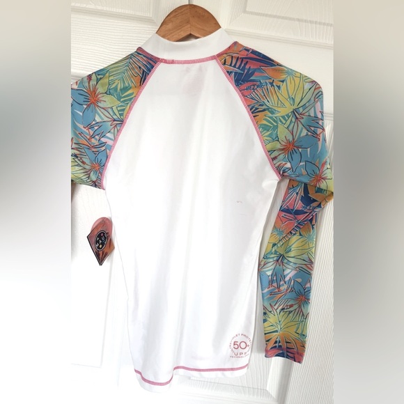 Maui Rashgard - Picture 3 of 3